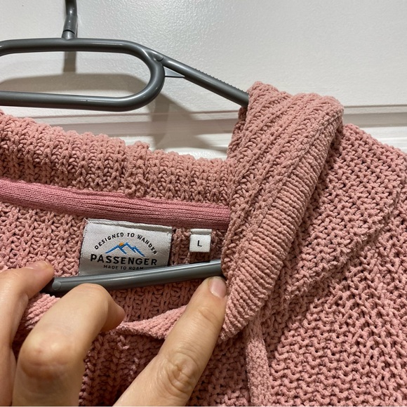 Passenger sweater - Picture 2 of 3